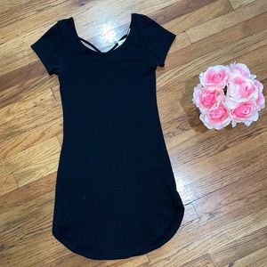 Short sleeve black dress